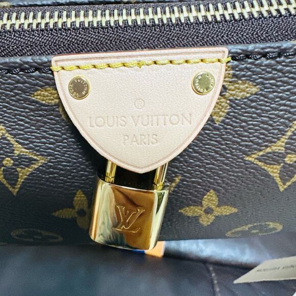 Brand New Louis Vuitton Tirette Pochette - Picture 5 of 16